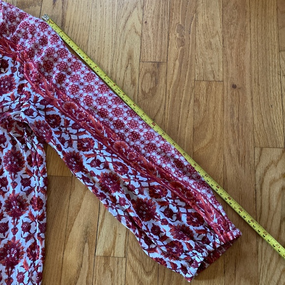 Joie Red and White Flowy Blouse, Tassels, Boho, Print, Size Small 100% Silk - Picture 9 of 12